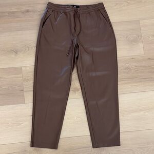 Banana Republic Women’s Chocolate Joggers in Faux Leather size small